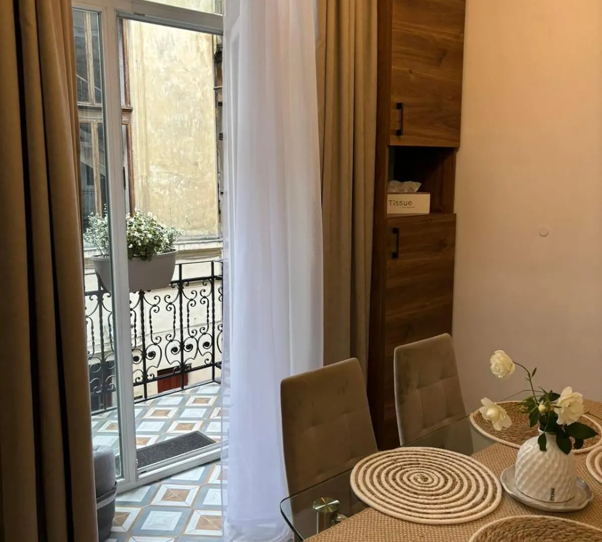 Fiesta Apartment On Franka 2Br-6P Lviv